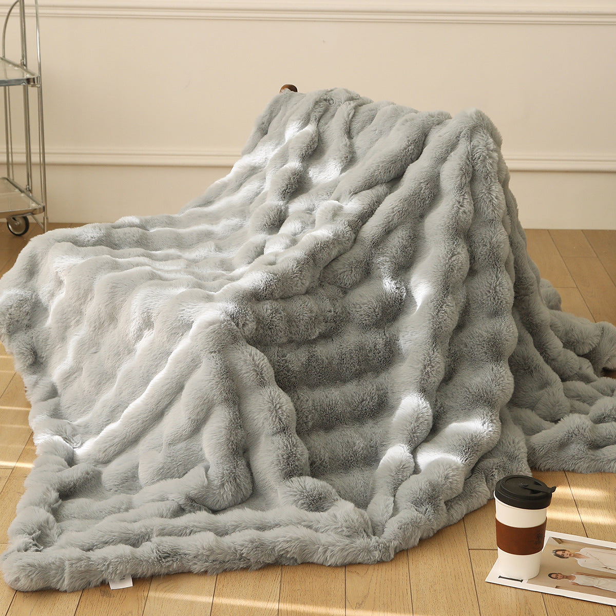 Bubble Velvet Throw Blanket – image 17