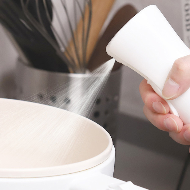 Oil Spray Bottle for Cooking – Glass or Plastic – image 4